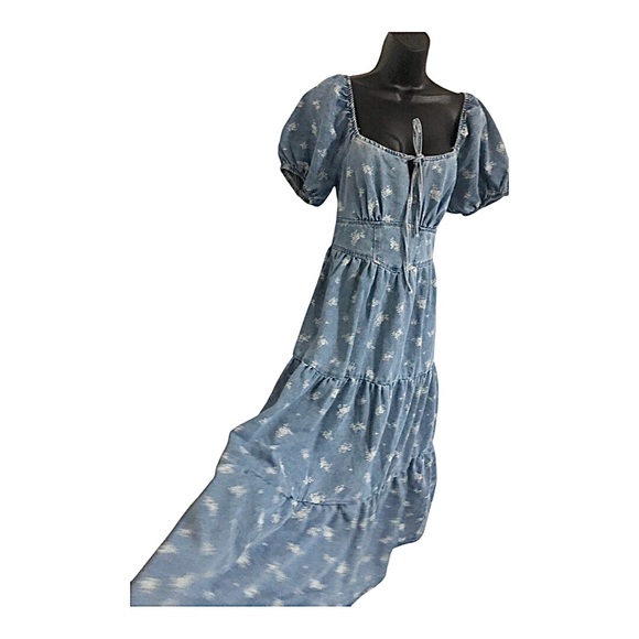 Denim printed puff sleeve smocked tiered boho long dress size large brand new - Picture 1 of 15